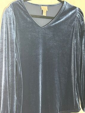 Chico's Navy Velvet V-Neck Long Sleeve Top